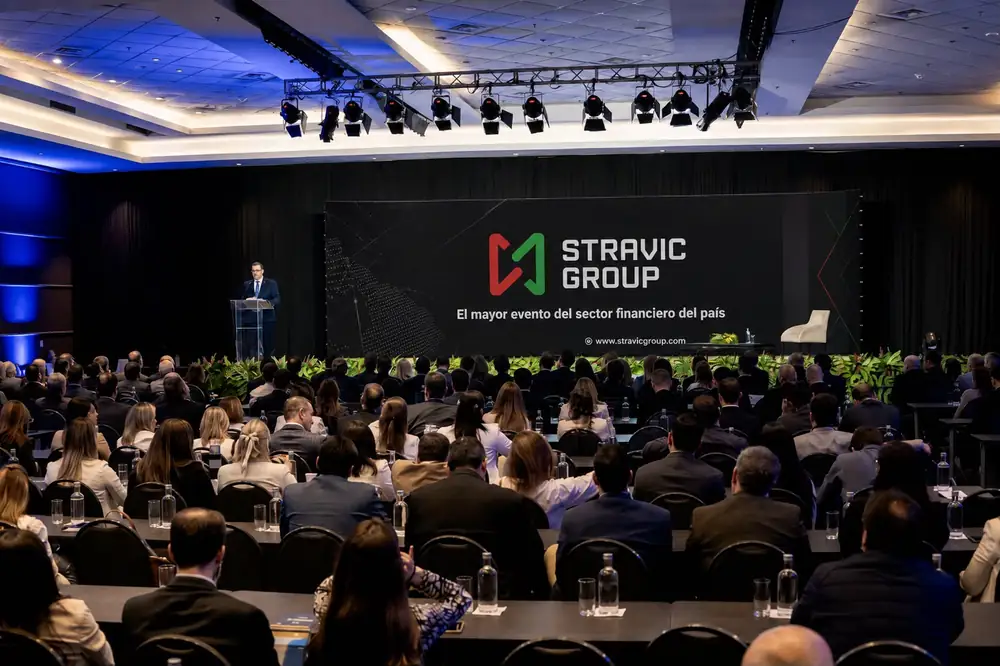 Escenario del mayor evento del sector financiero del país, con Stravic Group