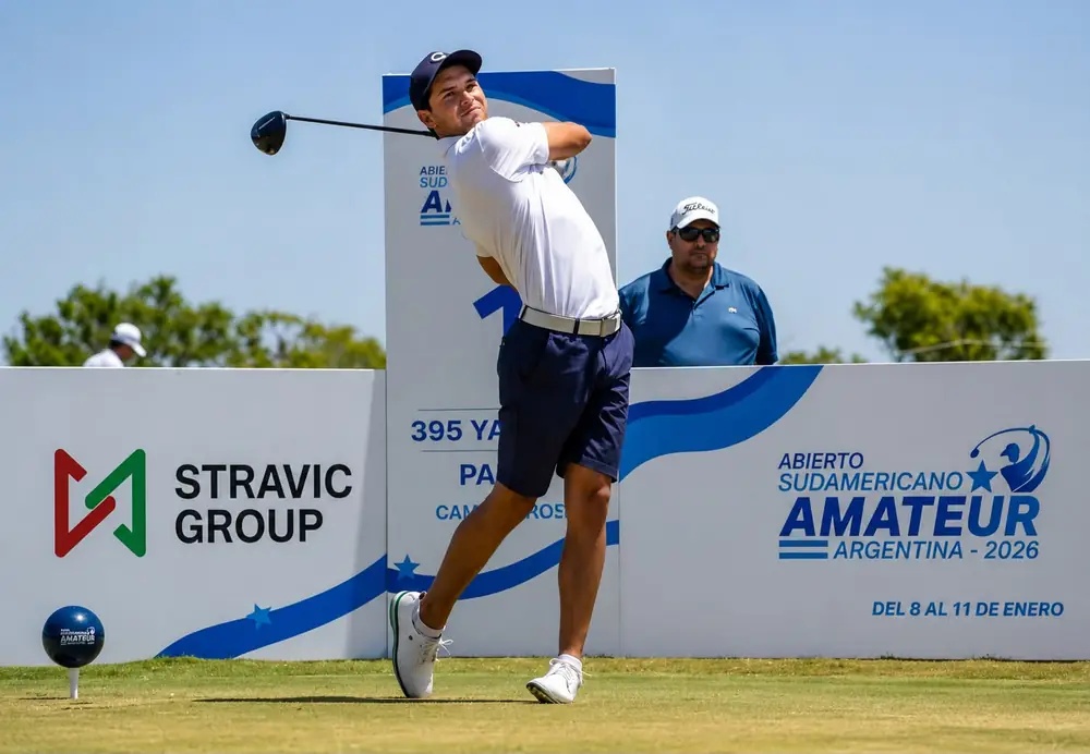 Golpe de salida en el Abierto Sudamericano Amateur, con el patrocinio de Stravic Group